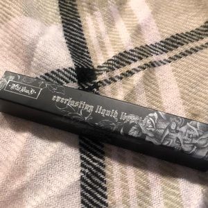 Kay Von D Everlasting Liquid Lipstick